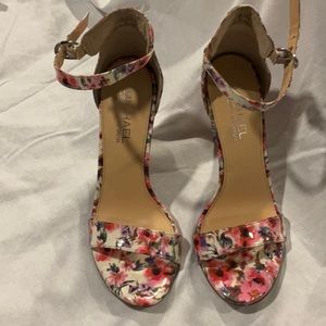 Michael Shannon, Size 8.5, Pink multi-color